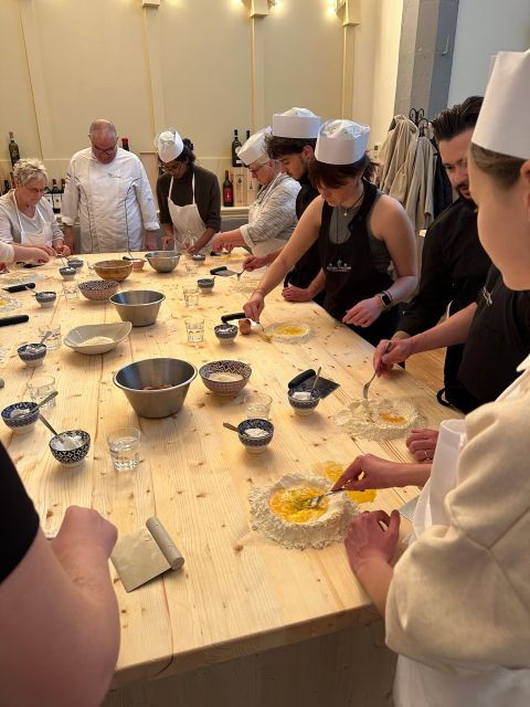 florence-pasta-cooking-class-with-unlimited-wine-2