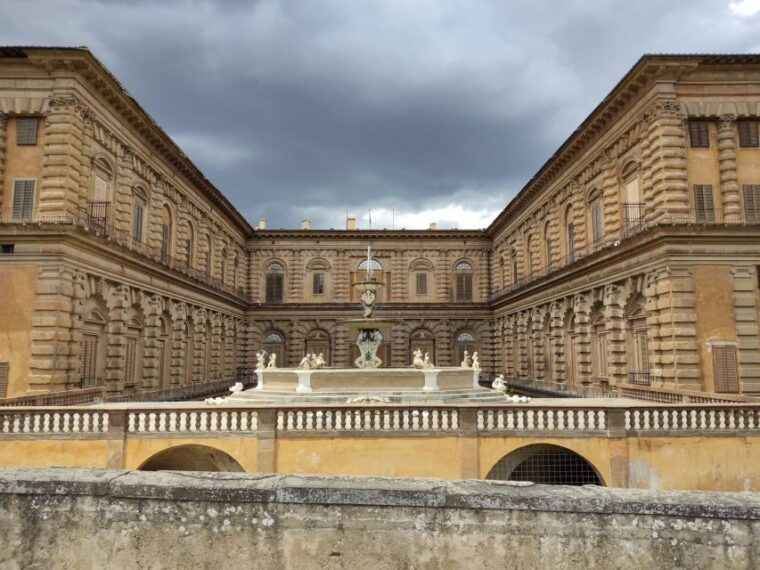 florence-pitti-palace-and-boboli-gardens-private-tour