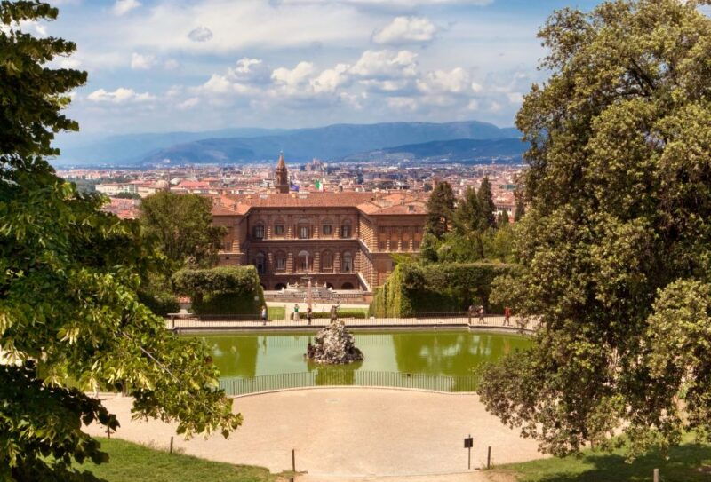 florence-pitti-palace-entry-ticket-and-guided-walking-tour