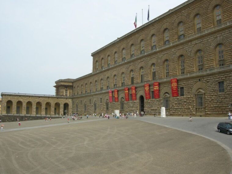 florence-pitti-palace-small-group-tour