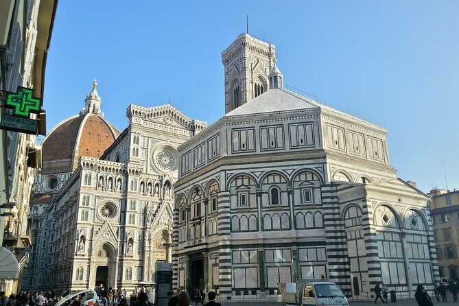 Florence Renaissance and Medieval: Day Trip from Milano by High-Speed Train - Walking Tour Highlights: From Medici Palaces to Ponte Vecchio
