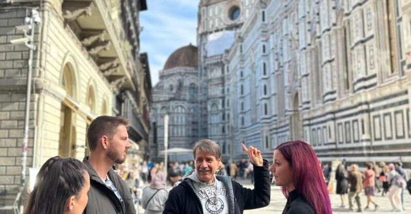 florence-renaissance-secrets-walking-tour-wine-window