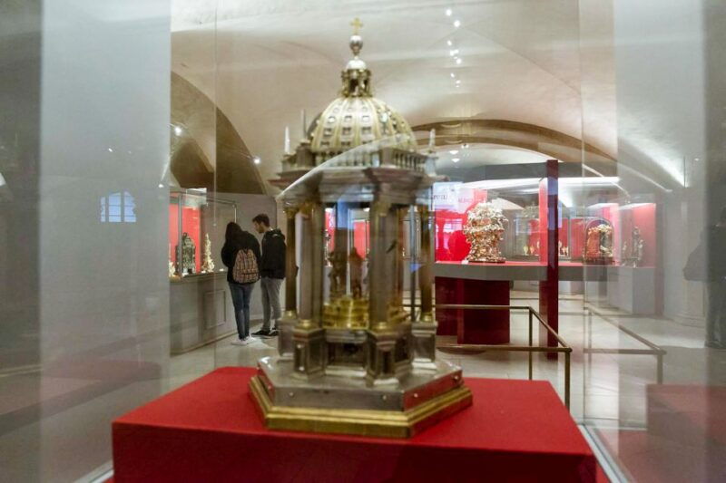 florence-reserved-entrance-ticket-to-the-medici-chapel