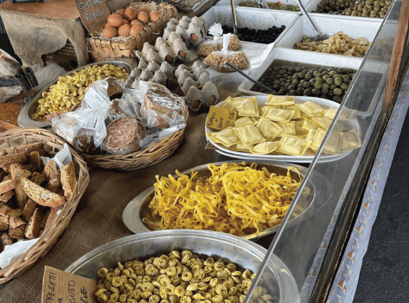 florence-santambrogio-market-visit-and-pasta-class