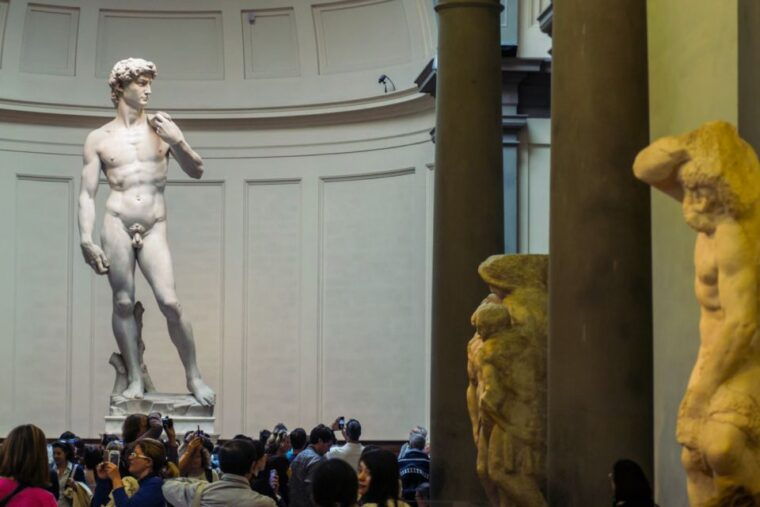 florence-skip-the-line-david-at-the-accademia-duomo-tour