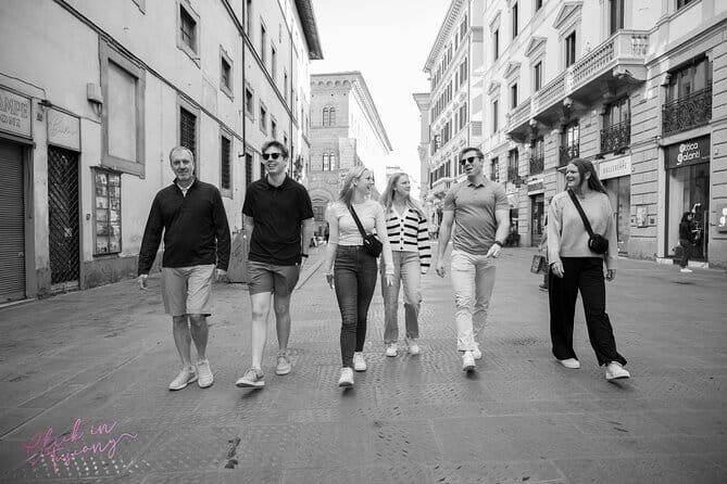 Florence tour with private shooting and photographer 2 hours - Discover Florence Through a Lens: A Private Photo Tour with a Skilled Photographer