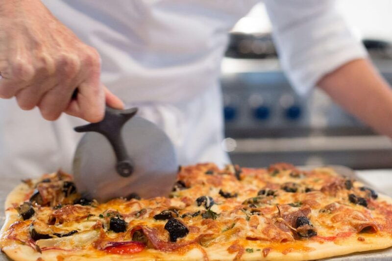 florence-traditional-pizza-and-gelato-cooking-class-wine