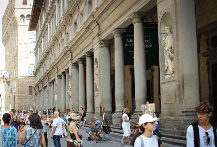 florence-uffizi-entry-ticket-audio-guided-tour-with-host