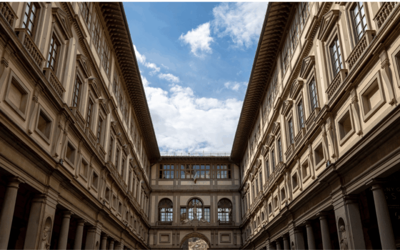 florence-uffizi-gallery-and-vasari-corridor-private-tour