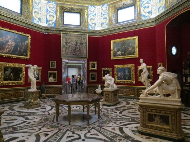 florence-uffizi-gallery-private-treasure-hunt-for-families