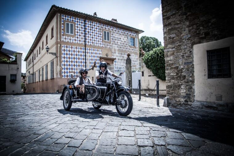 florence-vintage-motorcycle-sidecar-ride-morning-or-sunset
