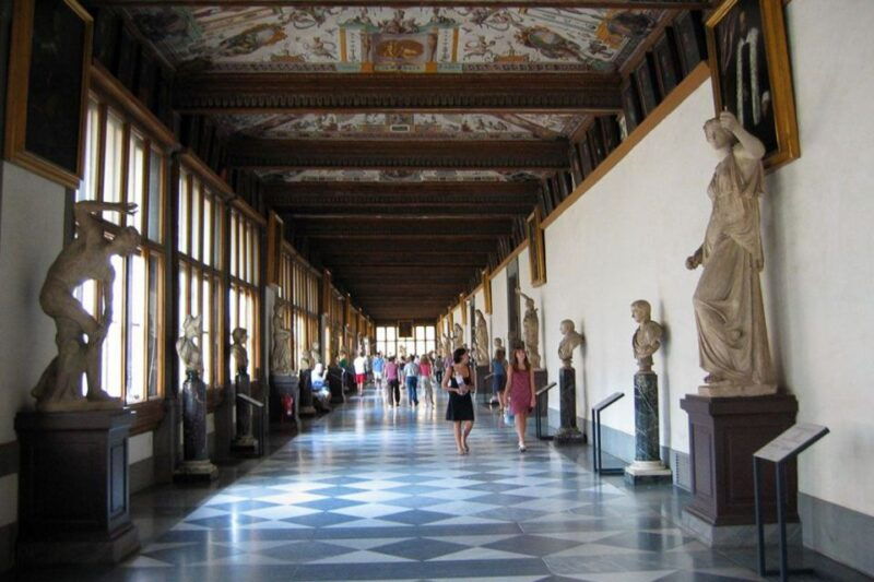 florence-walking-tour-accademia-gallery-uffizi-gallery