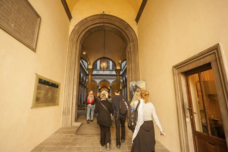 florence-walking-tour-and-accademia-gallery-tour