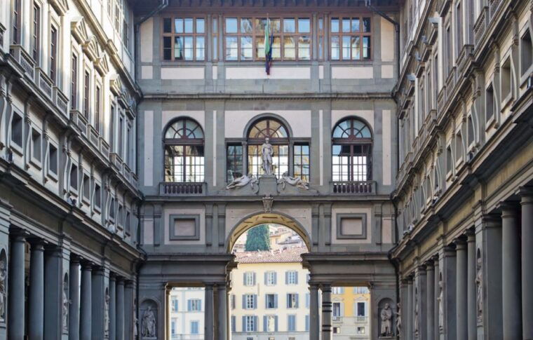 florence-walking-tour-with-uffizi-and-accademia-gallery