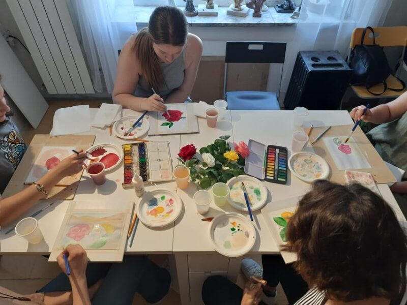florence-watercolor-painting-class-in-a-local-art-studio