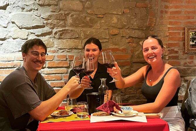 florence-wine-tasting-experience-with-three-types-of-tuscan-wine