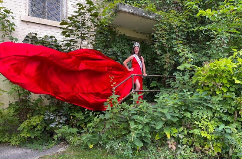 flying-dress-photo-shoot-traverse-city-surrounding-areas