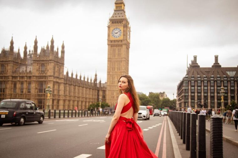 flying-dress-professional-photoshoot-with-pro-photographer