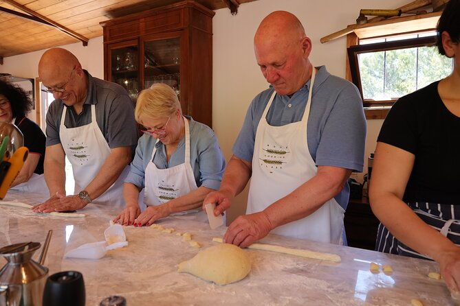 focaccia-and-pesto-cooking-class-in-the-roman-countryside
