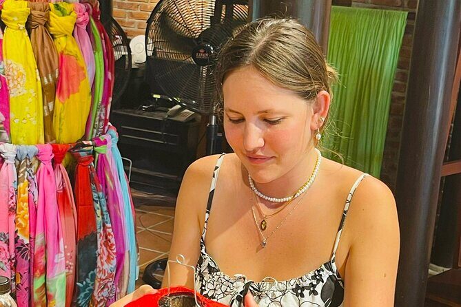 Foldable Lantern Art Class with Acrylic Painting Hoi An - Introduction