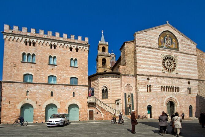 foligno-and-the-frescoes-of-palazzo-trinci-a-masterpiece-of-the-middle-ages-private-tour