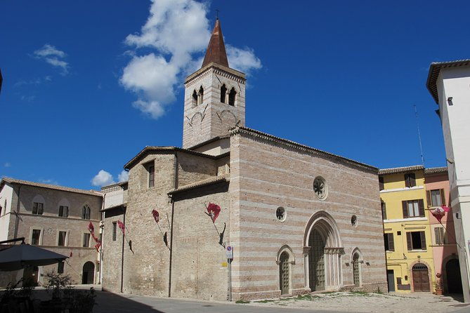 foligno-and-the-frescoes-of-palazzo-trinci-a-masterpiece-of-the-middle-ages-private-tour