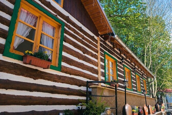 folk-dinner-experience-in-prague-with-transportation