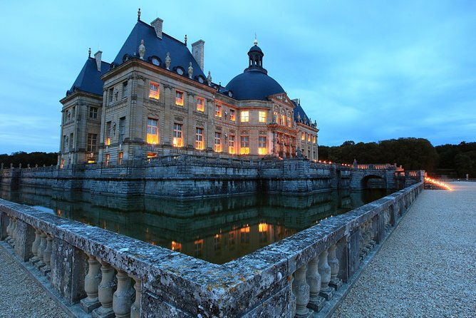 fontainebleau-and-vaux-le-vicomte-private-day-tour-from-paris