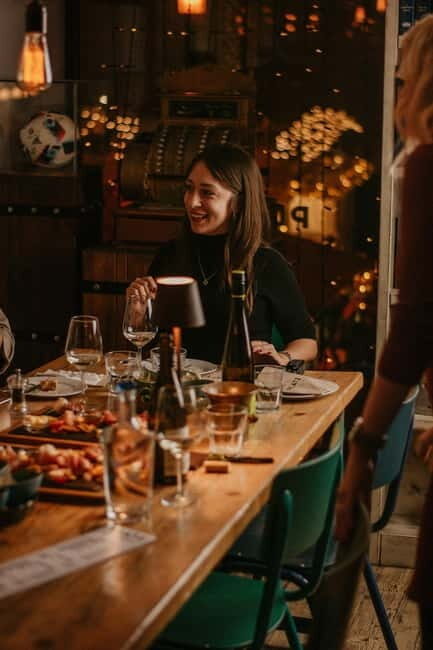Food and Wine Tasting in Budapest by the Basilica - Food and Wine Tasting in Budapest by the Basilica