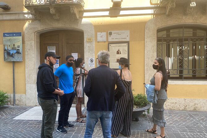 food-and-wine-tour-of-pescara-vecchia-on-foot