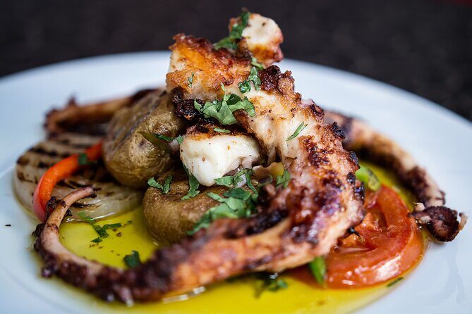 Food & Drink Private Tour in Lisbon & Cacilhas w/ Ferry Included - Itinerary Breakdown: What to Expect
