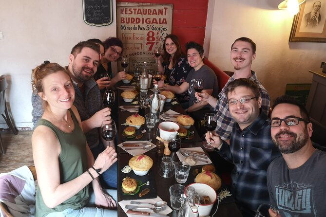 food-history-tour-in-bordeaux-old-town-with-local-guide-2