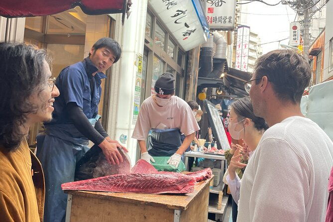 food-hunting-with-a-local-tsukiji-cultural-gourmet-tour
