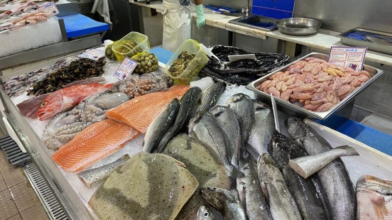 food-market-guided-tour-with-chef-and-cooking-class