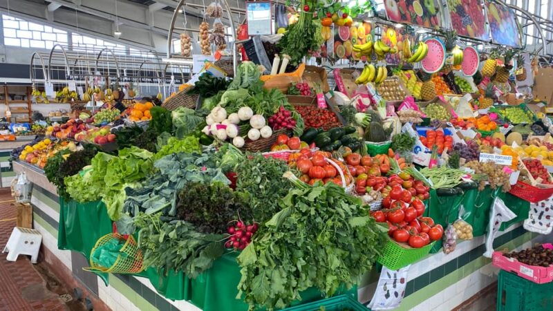 food-market-guided-tour-with-chef-and-cooking-class