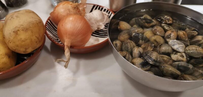 food-market-guided-tour-with-chef-and-cooking-class