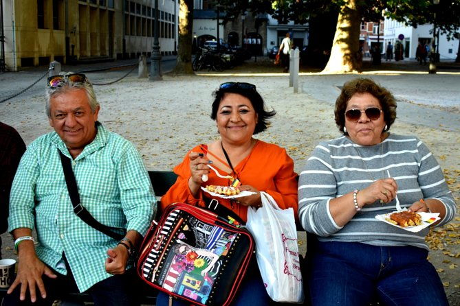 food-tasting-historical-walk-2