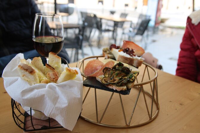 food-tasty-walking-tour-in-civitavecchia