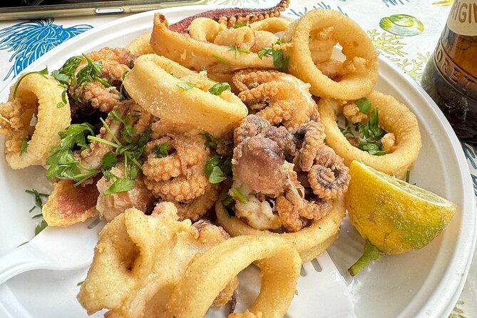 food-tour-among-markets-flavours-and-local-secrets