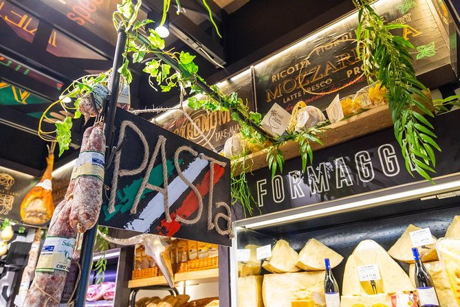 food-tour-historytasting-of-naples-with-your-local-guide