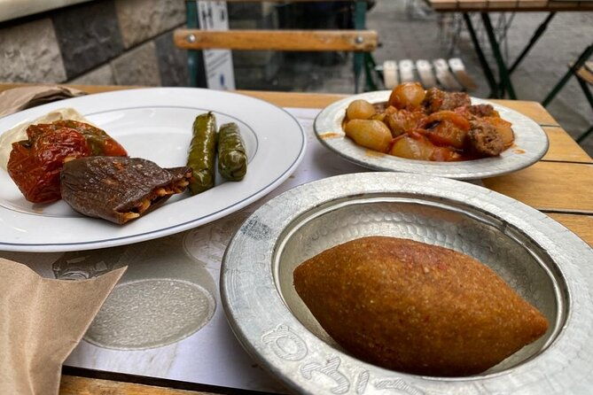 food-tour-in-istanbul-with-local-guide