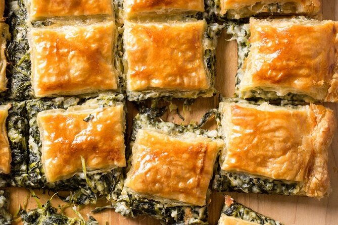 food-tour-in-mykonos-famous-tastings