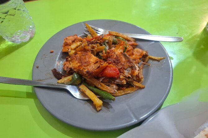 Food Tour in Old Dhaka: Taste Local Delicacies - Who Should Consider This Tour?