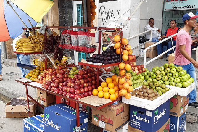 food-tour-in-santa-marta-old-city-half-day