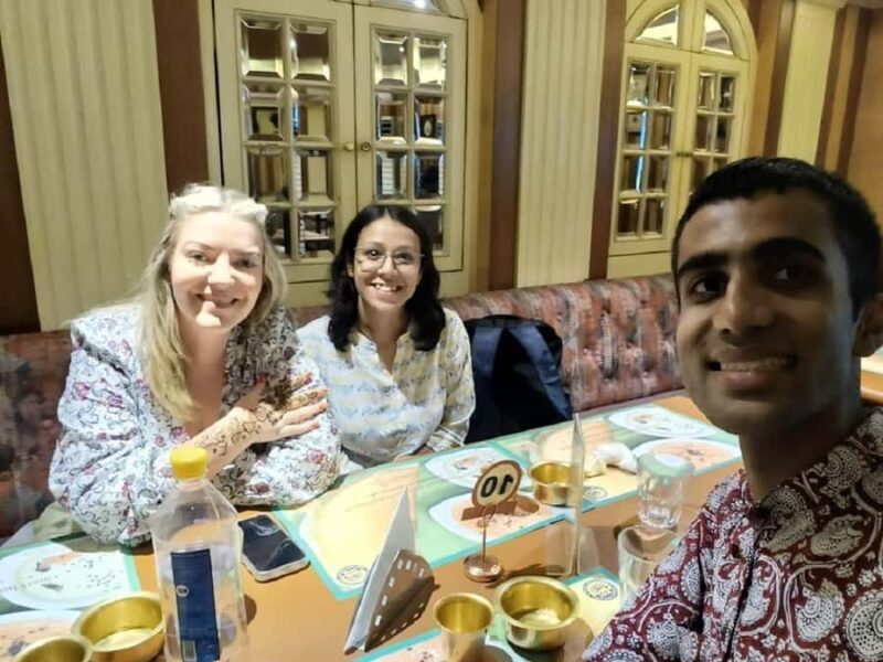 Food walk in Bangalore: Try Indian Delicacies with Henna - Watching Dosa Making and Enjoying a Hearty Dinner