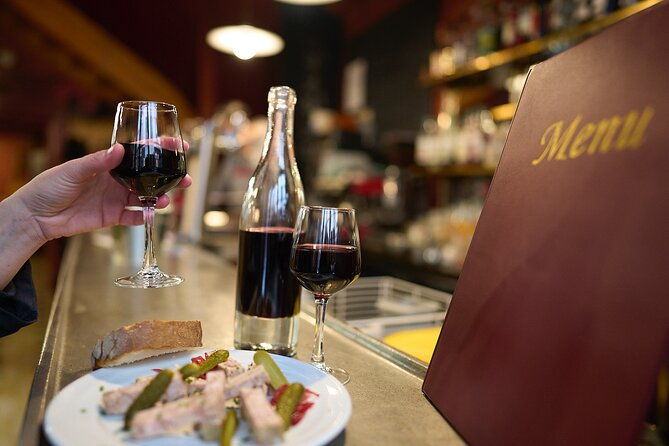 food-wine-tour-from-the-vieux-lyon-to-famous-halles-bocuse