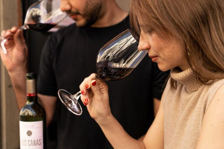 food-wine-tour-in-barcelona-with-a-sommelier-small-group