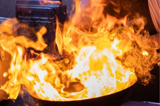 foodie-walking-tour-in-limas-bohemian-district