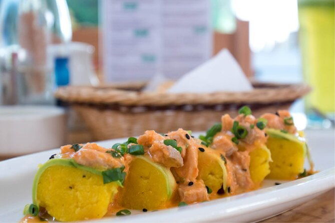 foodie-walking-tour-in-limas-bohemian-district