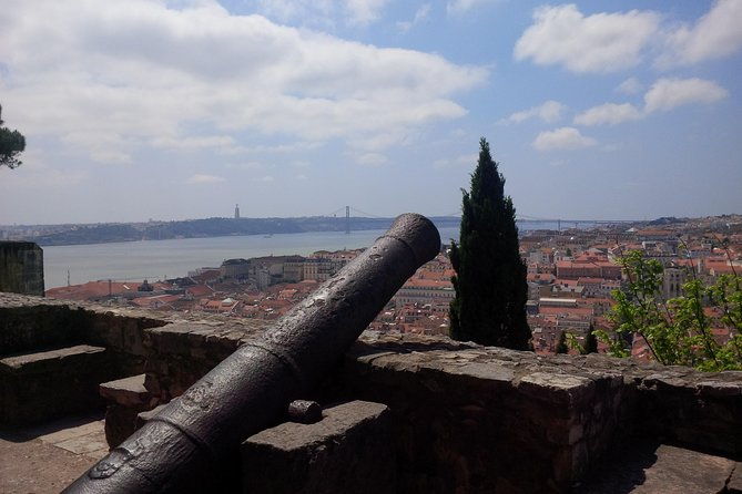 foodie-walking-tour-of-lisbon